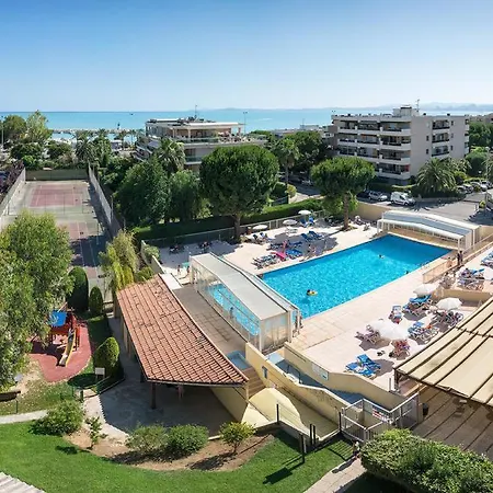A 50 M De La Mer Securisee